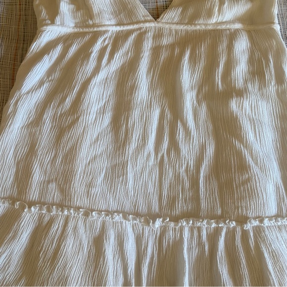 Garage Hayden Tiered babydoll dress in white - Picture 4 of 7